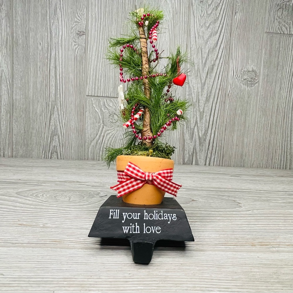 Christmas tree shelf sitting stocking hanger hook “fill your holidays with love”